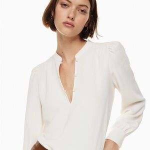 BRAND NEW Aritzia Wilfred Ava Blouse